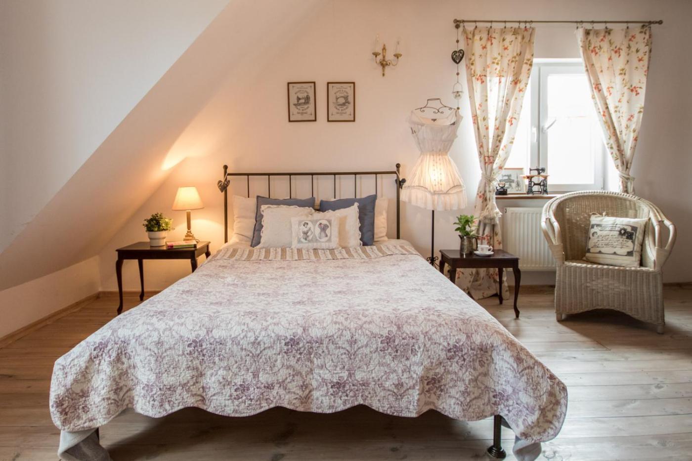 Dom Pod Skrzydlami Bed & Breakfast Gawliki Wielkie Exterior photo